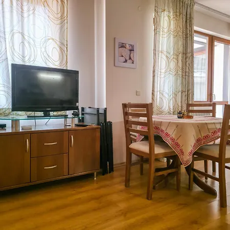 Charming 1bd Flat At Edelweiss Inn, By Flat Mаnager Lägenhet