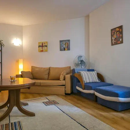 Charming 1bd Flat At Edelweiss Inn, By Flat Mаnager Lägenhet *